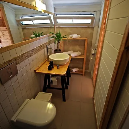 Club Beyaz * Ассос